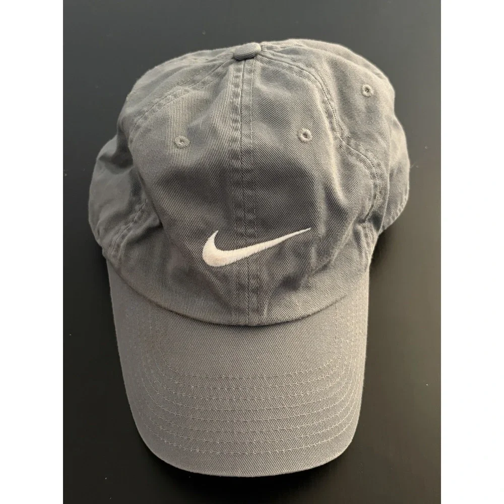 Nike S1ZE Gray Strapback Baseball Cap OSFM